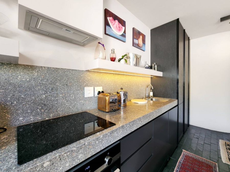 1 Bedroom Property for Sale in Fresnaye Western Cape